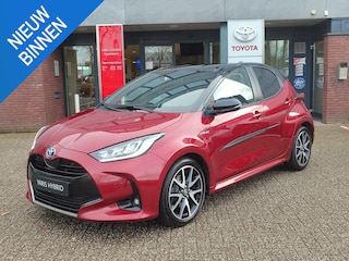 Toyota Yaris 1.5 HYBRID EXECUTIVE BLIND-SPOT STOELVERWARMING PARK-SENSOREN CAMERA APPLE/ANDORID CLIMA