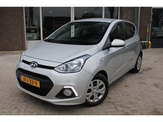 Hyundai i10 1.0i Parkeersens. A, Bluetooth, Airco, Cruise control, Stoelverwarming, Leder, Stuurverwarming, Boordcomputer, Elektrische ramen