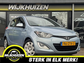 Hyundai i20 1.2i Business Edition met Airco !!! Navigatie !!! Dealer Onderhouden !!!