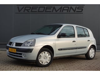 Renault Clio 1.2 Expression AIRCO/TREKHAAK