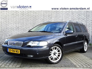 Volvo V70 2.4 T Aut. | Budget auto | Trekhaak | Nw APK | Leer | Allseason |
