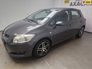 Toyota Auris 1.6-16V Terra GARANTIE ! AIRCO ! NIEUWE APK !