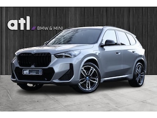 BMW X1 xDrive30e M-Sport | HUD | 360 | Harman Kardon | Pano | Massage | Elektr. Trekhaak | Driving ass + | Stuurwielverwarming | Keyless | Etc.