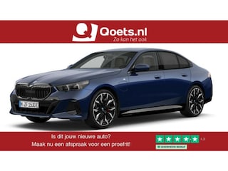 BMW 550e xDrive M Sport Pro - Driving/Parking Assistant Professional - Harman Kardon - Comfort Access - Comfort Pack - M Adaptief onderstel Professional - Iconic Glow - Active Guard - Harman Kardon -