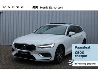 Volvo V60 T8 Automaat Twin Engine AWD Inscription |Panoramadak| Head up display| Electrisch bedienbare voorstoelen| Nappa Lederen interieur| Semi eletrische trekhaak| Rondomzicht Camera| Adaptieve Cruise Control.