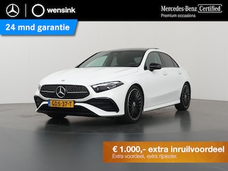 Mercedes-Benz A-klasse Limousine 180 Star Edition AMG Panoramadak | Night-pakket | 19" AMG velgen | Sfeerverlichting | Stoelverwarming | Multibeam led koplampen