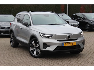 Volvo XC40 Recharge Plus 70kWh / SOH 95,1% / Trekhaak / Camera / Leder&Alcantara / Intr.voorverwarming / Sfeerverlichting / 19'' / Stoel+Stuurverwarming / DAB / Dodehoek / ACC / Warmtepomp