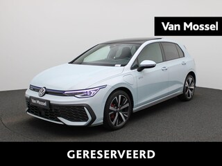 Volkswagen Golf 1.5 eHybrid GTE 272 PK | Panoramadak | 18 Inch Catania | Stoelverwarming | Head-Updisplay | Digital Cockpit Pro | Sfeerverlichting | Keyless Access