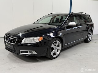 Volvo V70 2.5T R-Design AUTOMAAT / LEER