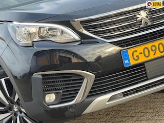 Peugeot 5008 1.2 PureTech Allure 130pk Automaat - Noir Perla Nera - 19''/7 zitter/Carplay