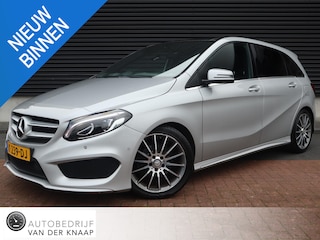Mercedes-Benz B-klasse 180 AMG Night Edition Plus | Clima | Cruise | Multimedia/Navi | Schuifkantel | Memory | PDC + Camera |