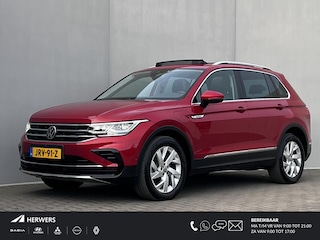 Volkswagen Tiguan 1.4 TSI eHybrid Business Plug-In / Dealer onderhouden / 1.800 kg trekgewicht / 245 PK / Panorama schufdak / Leder comfortstoelen met Memory / Virtual Cockpit / Stuur- en stoelverwarming / Camera 360° / 18"LM wielen/