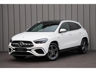 Mercedes-Benz GLA 250e AMG | 218PK | Pano | Sfeerverlichting | ACC | Widescreen | Stuurwielverw. | Trekhaak | Stoelverw. | 2025.