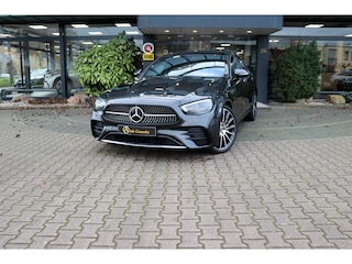 Mercedes-Benz E-klasse 300 de AMG Line Panoramadak 20 Inch velgen