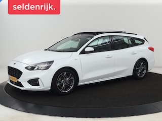 Ford Focus 1.0 EcoBoost ST Line | Panoramadak | Half leder | Trekhaak | Stoelverwarming | Carplay | Camera | Keyless | Navigatie | Climate control | Bluetooth | Parkeerhulp