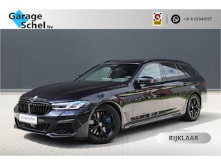 BMW 5-serie Touring 530d M-Sport - Trekhaak - Pano - Laser - HUD - 360 Camera - Keyless - Sportstoelen - H&K - Fabrieksgarantie - Rijklaar