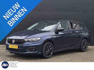 Fiat Tipo Stationwagon 1.4 Street | Airconditioning | Ruime Kofferruimte | Getinte Ramen