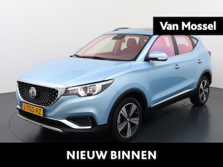 MG ZS EV Luxury 45 kWh | Apple carplay / Android | Panorama dak | Parkeer camera | Leder