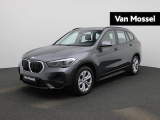 BMW X1 xDrive25e Executive | ACHTERUITRIJCAMERA | NAVIGATIE | LEDEREN BEKLEDING | HEAD-UP DISPLAY | ELEKTRISCHE ACHTERKLEP |