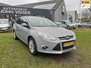 Ford Focus Wagon 1.0 EcoBoost Titanium *nieuwe motor* airco*cruise*trekhaak*prachtige auto*