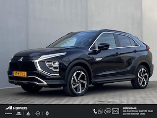 Mitsubishi Eclipse Cross 2.4 PHEV Intense+ 4WD S-AWC Automaat / 8 jaar Fabrieksgarantie / 1.500 kg trekgewicht / Elektrische bestuurdersstoel / Navigatie / Stoelverwarming / Apple Carplay Android / 18" LM wielen /