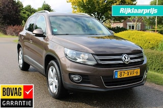 Volkswagen Tiguan 1.4 TSI Sport&amp;Style 122pk ECC/Cruise/Park Ass/Navi/Alcantara/Trekhaak