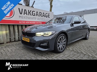 BMW 320e High Executive 18"/Leder/Laser LED/Stuur + stoelverwarming/Dodehoek/Elektrische klep/Trekhaak/Hed-up/Keyless