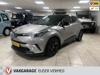 Toyota C-HR 1.8 Hybrid Black Edition. Lederen bekleding, Climate controle, Cruise controle, Navigatie.