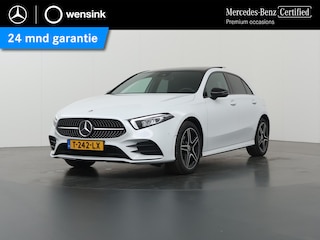 Mercedes-Benz A-klasse 250 e AMG Line | Night | Panoramadak | Widescreen | Stoelverwarming | Achteruitrijcamera | Sfeerverlichting |