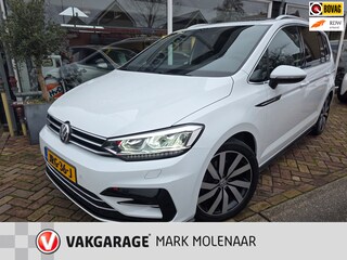 Volkswagen Touran 1.5 TSI Highline Business R 7p,panorama,automaat,schitterende auto