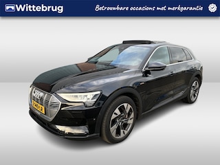 Audi e-Tron 50 quattro edition 71 kWh / AUTOMAAT/ PANO / LUCHTVERING/ SMARTPHONE INTERFACE/  ELEK. KLEP/ STOEL VERWARM./ PARK.SENSOR.V+A./ CAMERA V+A/ ACC/ KEYLESS/ DRIVE SELECT/ NAVI/ LED/ DAB/ CLIMA/ ISOFIX/ 20'' LMV
