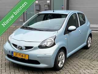 Toyota Aygo 1.0-12V +