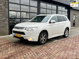 Mitsubishi Outlander 2.0 Instyle | Automaat Defect! | 7 Pers | Leer | Dak |