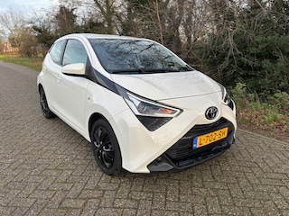 Toyota Aygo 1.0 VVT-i X-Play 2021 5-drs Camera Carplay