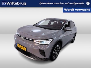 Volkswagen ID.4 Tech 77 kWh 204pk / Panorama dak / LED / Navigatie / Camera / LM 19 inch / Wegkl trekhaak