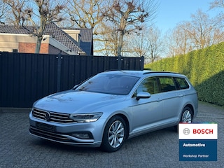 Volkswagen Passat Variant 1.5 TSI Business TREKHAAK - ACC - CAMERA - COMFORTSTOELEN
