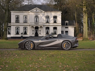 Ferrari 812 6.5 V12 HELE | Carbon | Pass. Display | Lift | JBL | Surround view