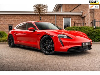 Porsche Taycan 4 GTS Pakket | Garantie 01-2028 | 1e Eigenaar | Vossen | BOSE