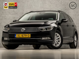 Volkswagen Passat Variant 1.4 TSI ACT Highline 150Pk Automaat (APPLE CARPLAY, GROOT NAVI, CLIMATE, STOELVERWARMING, KEYLESS, SPORTSTOELEN, GETINT GLAS, TREKHAAK, ADAPTIVE CRUISE, NIEUWE APK, NIEUWSTAAT)