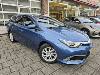 Toyota Auris Touring Sports 1.8 Hybrid Executive Led/Pdc