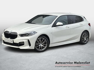 BMW 118i High Executive M-Sport pakket I INCL. € 850,00 AFL.KOSTEN + BOVAG GARANTIE