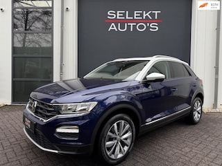 Volkswagen T-Roc 1.0 TSI Style 116 Pk Panoramadak/Airco/ACC/Navigatie/PDC/Bluetooth/16 Inch/Elekt Ramen/Elekt Spiegels/Apk 12-2026