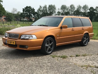 Volvo V70 2.3 R AWD SAFFRON HANDBAK UNIEKE NED AUTO