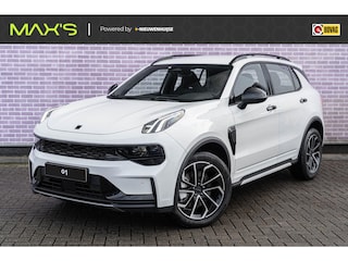 Lynk & Co 01 1.5 Core PHEV | Elegante en sportieve SUV met 1.800 kg trekvermogen | Nieuw model | LM velgen 19 inch | Adaptive Cruise Control | Premium Audio Systeem | Apple Carplay/Android Auto | Stoelverwarming | Achteruitrijcamera | Keyless Entry