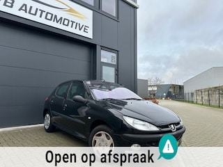 Peugeot 206 1.4 Gentry | 5 DEURS | AIRCO | APK T/M 08-2026