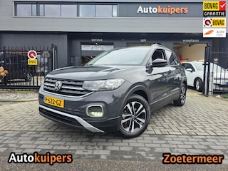Volkswagen T-Cross 1.0 TSI Style | AUTOMAAT | Met o.a. stoelverwarming, navigatie, AppleCarPlay/AndroidAuto en parkeersensoren!