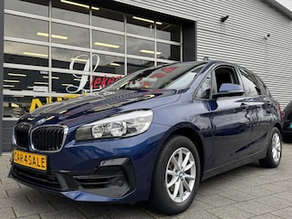 BMW 2-serie Tourer 216i Advantage - Panorama dak I Navigatie I Airco I PDC /Achteruitrij camera I Sport velgen I Dealer ond