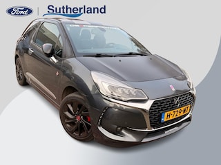 DS 3 1.2 PureTech Givenchy Le MakeUp 110pk Trekhaak | Zwarte velgen | Navigatie | Cruise control | Nieuwe distributie riem