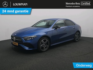 Mercedes-Benz A-klasse 250 e AMG Plug-In Hybride AMG Line | Night Pakket | Trekhaak | Sfeerverlichting  | Achteruitrijcamera | Stuur en Stoelverwarming. Inclusief 24 maanden MB Certified garantie voor Europa.
