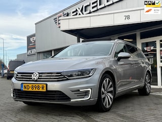 Volkswagen Passat Variant 1.4 TSI GTE Connected Series Plus | Panoramadak